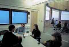 The
students and the teacher can look for
information on the Internet and send files to
each other or to the common screen.
