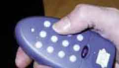 Each student has a remote control
with infrared technology, very similar to
the remote control for a TV. The receiver is
connected to a computer and a projector.
The computer makes the answers visible to
everyone immediately